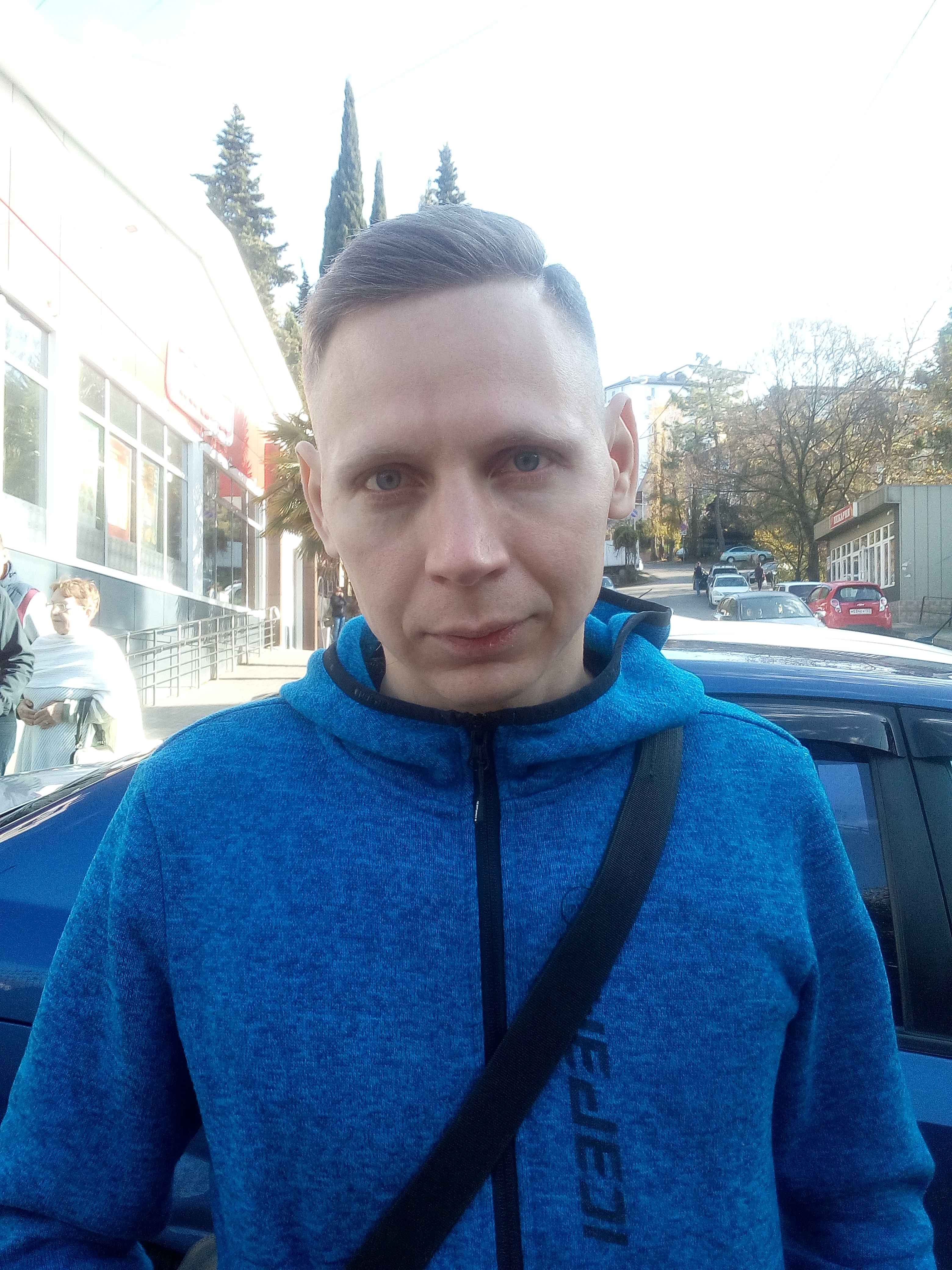 Евгений, массажист